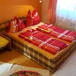 Lona - Apartamento Szolosgyorok