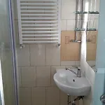 Lona - Apartment