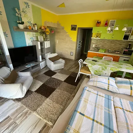 아파트 Lona - Szolosgyorok